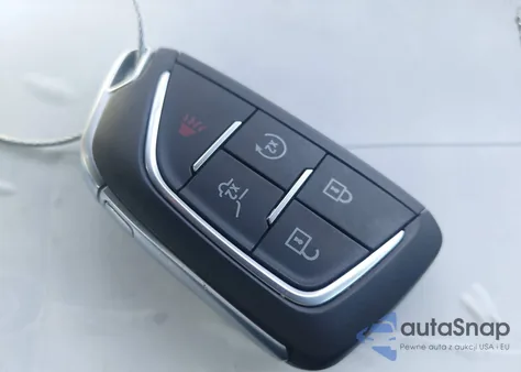 2026 Cadillac Vistiq Luxury z USA, uszkodzony, nr VIN 1GYC3KMLXTZ703751